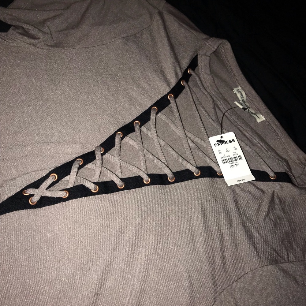 🤩NWT Express Shirt